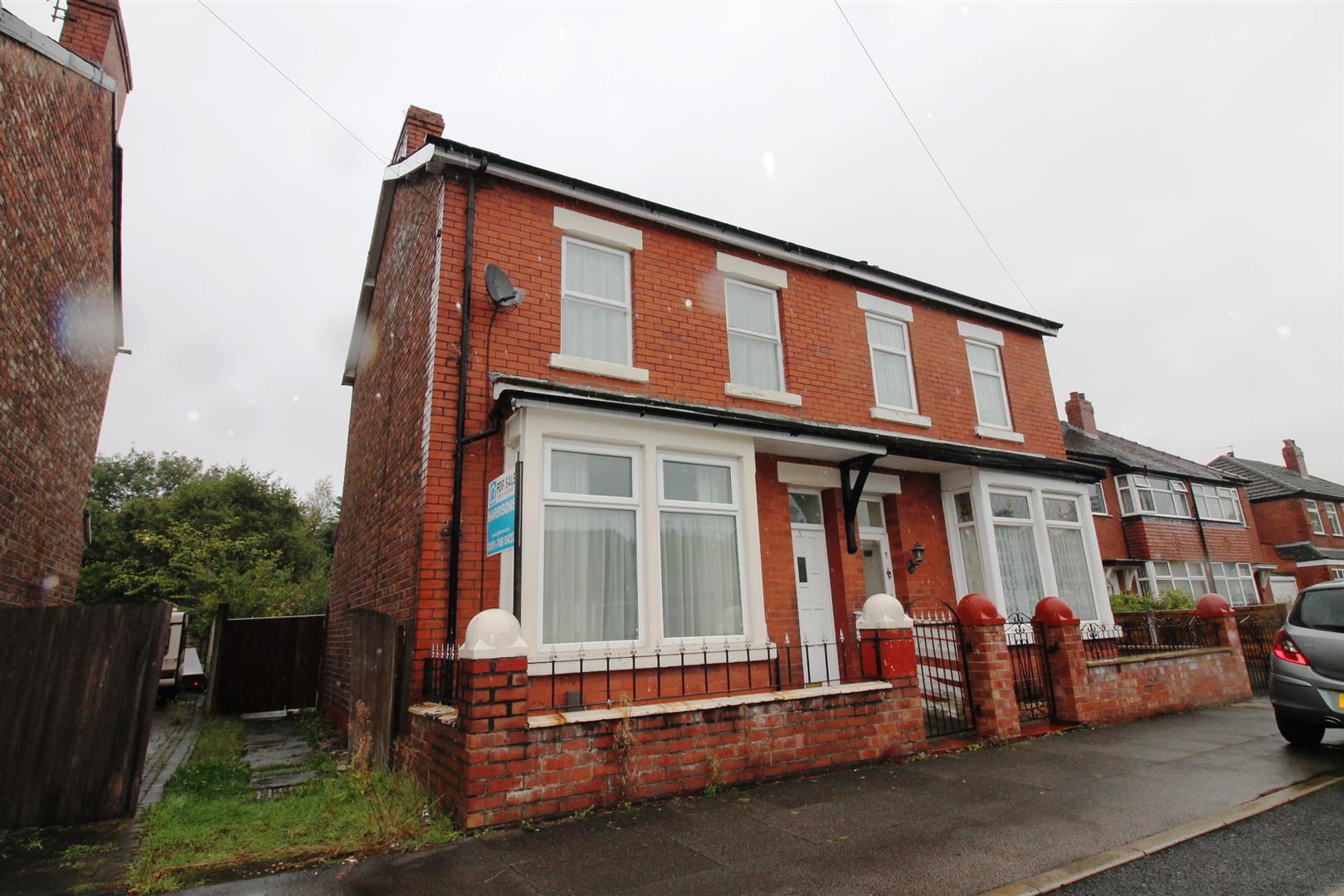 Estate Agents Urmston, Stretford & Eccles Home Estate Agents